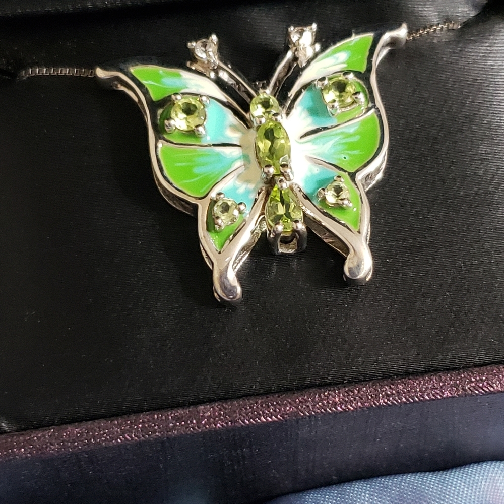 Kay Jewelers Sterling Silver Peridot Butterfly Necklace Alwand Vahan - Picture 7 of 9